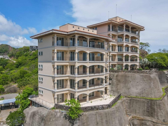 Condo for sale in Playas del Coco: Segovia Condominiums, Coco Bay Estates Unit B202
